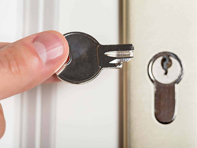 Removing broken key from a residential door lock with expert care