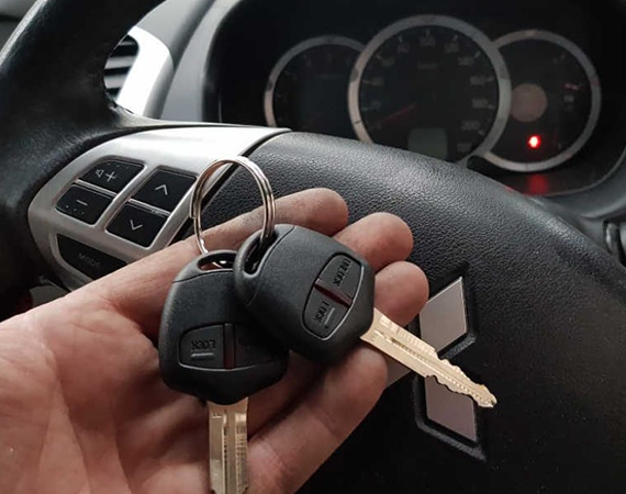 Mitsubishi key fob programming in San Antonio TX – expert and affordable