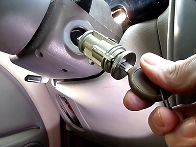 24/7 auto locksmith for key replacement in Cibolo, TX